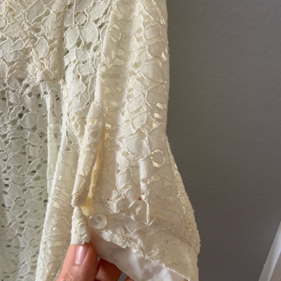 Apostrophe Lace top - Picture 3 of 5